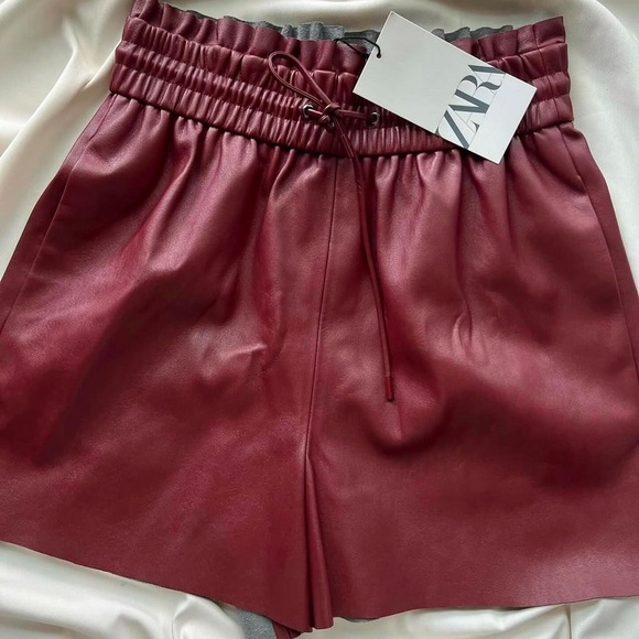 NWT Zara Red Faux Leather shorts ✨🤍 - Picture 3 of 5